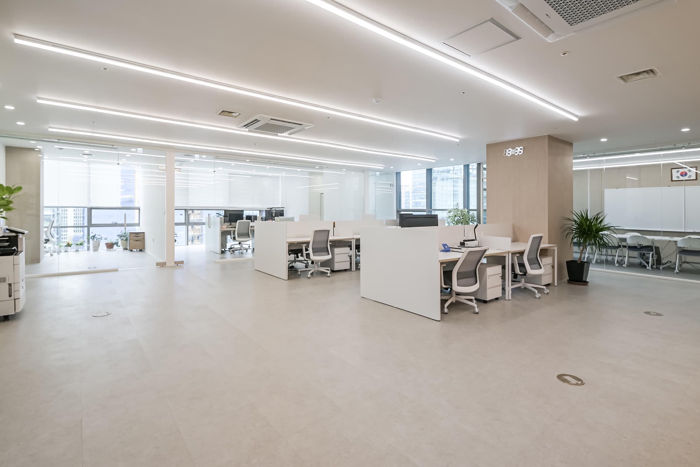 RudaCure Central Research Institute laboratory