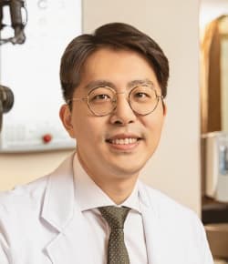 Prof. Donghyun Kim